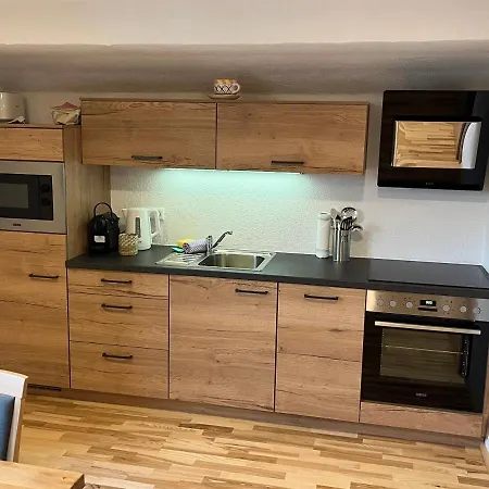 Appartements-restaurant Schwaiger Direkt Beim Lift Und Wunderschoenen Bergblick * Tauplitz