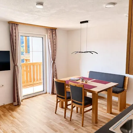 Appartements-restaurant Schwaiger Direkt Beim Lift Und Wunderschoenen Bergblick Tauplitz