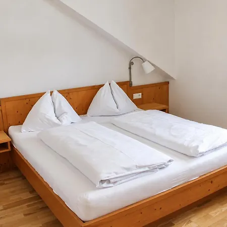 Appartements-restaurant Schwaiger Direkt Beim Lift Und Wunderschoenen Bergblick Apartment