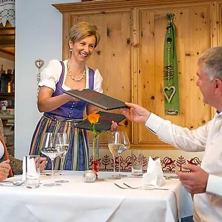 Appartements-restaurant Schwaiger Direkt Beim Lift Und Wunderschoenen Bergblick Apartmán Tauplitz