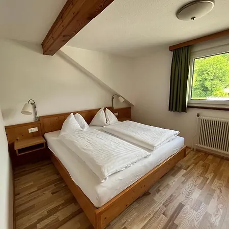 Appartements-restaurant Schwaiger Direkt Beim Lift Und Wunderschoenen Bergblick Tauplitz