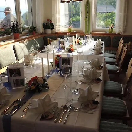 Appartements-restaurant Schwaiger Direkt Beim Lift Und Wunderschoenen Bergblick *
